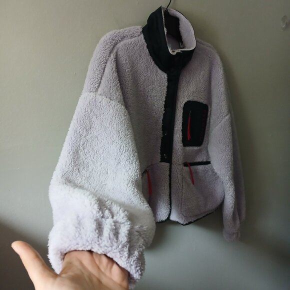 Peloton Women's Size Medium Caviar Warm Sherpa Sweater Long Sleeve Pocket Purple - Picture 11 of 15